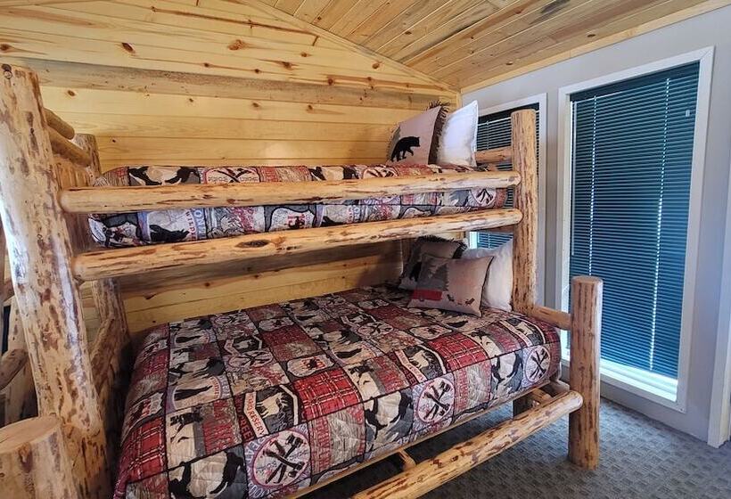 침실 3개 주택, Riverfront Motel & Cabins