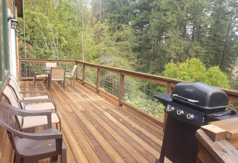 침실 3개 주택, Riverfront Motel & Cabins