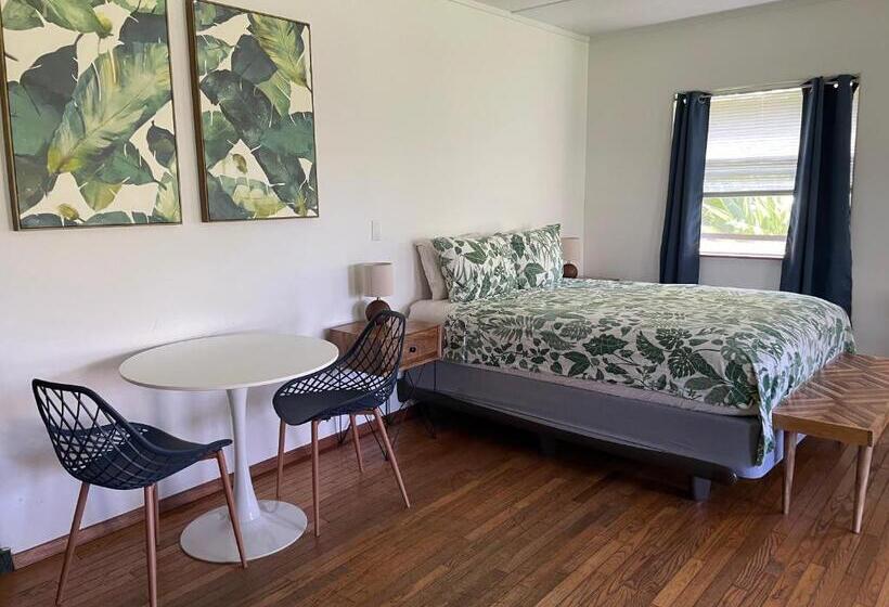 غرفة قياسية سرير كينج, Banyan Tree B&b Retreat