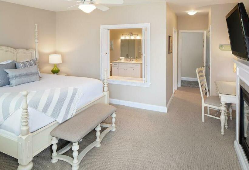 غرفة قياسية سرير كينج, Inn At Harbor Hill Marina