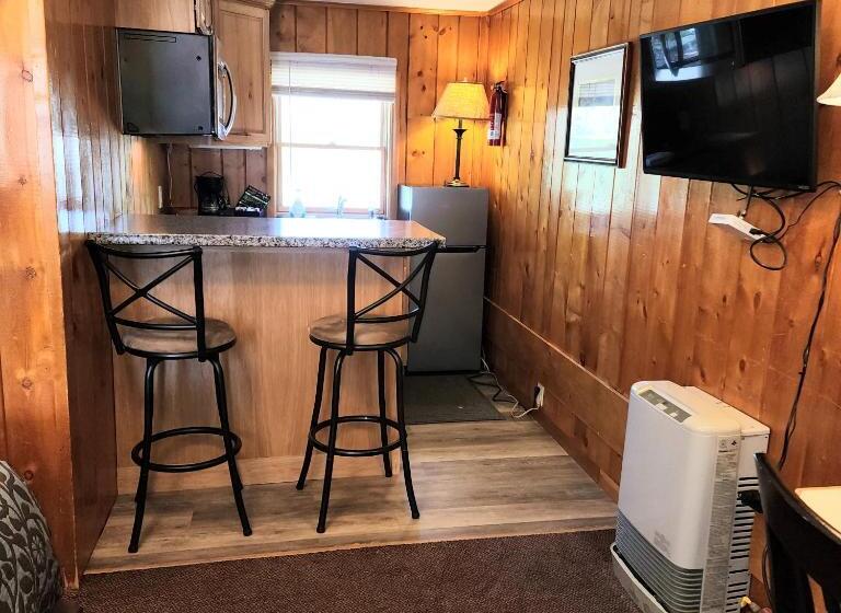 Номер Стандарт, Canyon Motel Near Rocky Mountain National Park