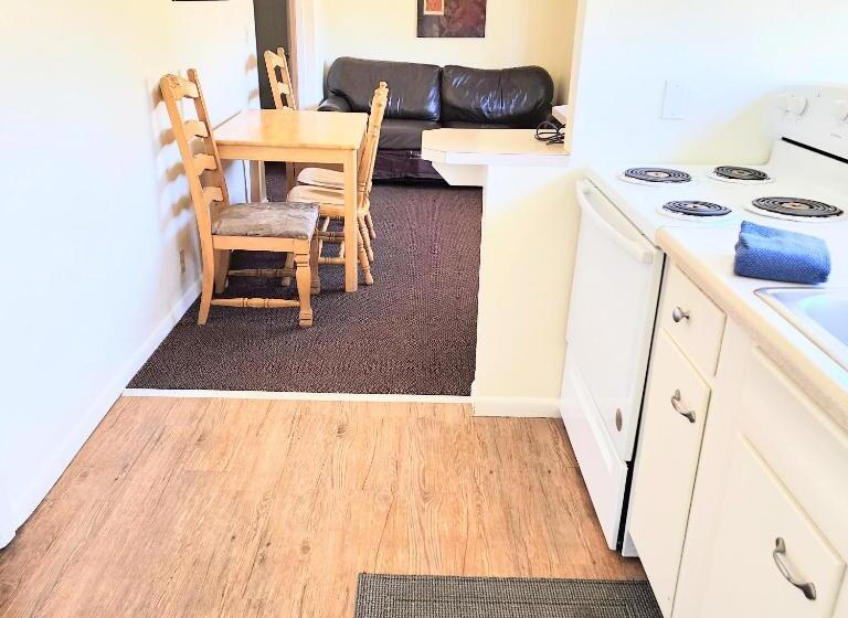 جناح 3 غرف نوم, Canyon Motel Near Rocky Mountain National Park