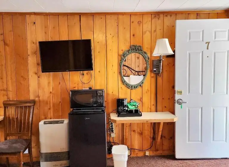 キングサイズベッドのスタンダードルーム, Canyon Motel Near Rocky Mountain National Park