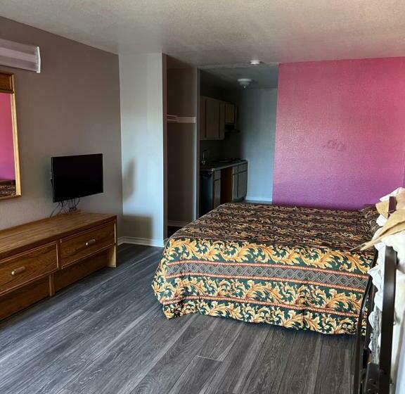 Habitació Estàndard Llit King, Country Inn Motel