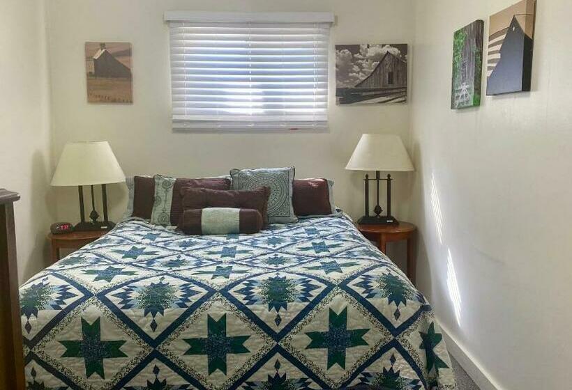 بنجلو ديلوكس, Greybull Motel