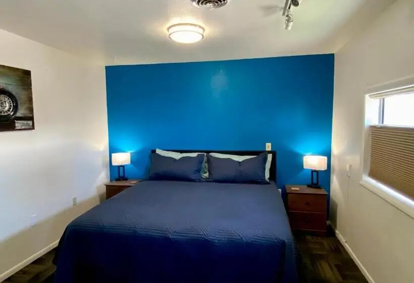 2ベッドルームハウス, Greybull Motel