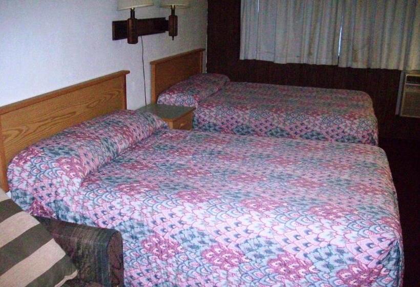 패밀리 룸, Hilander Motel