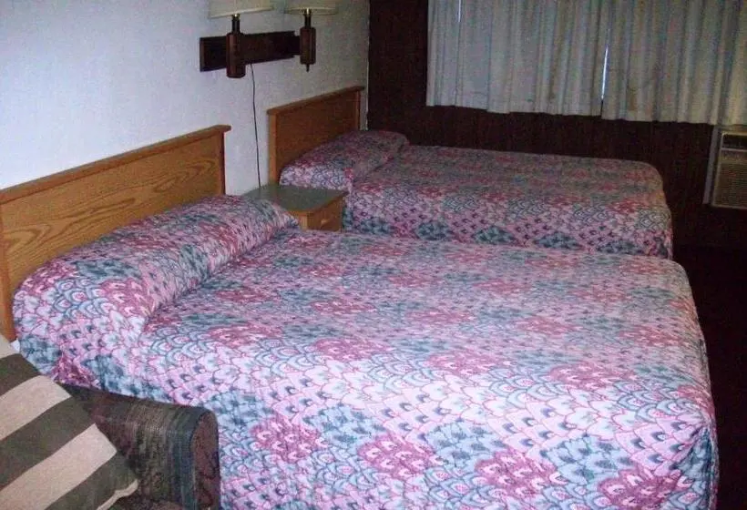 Perhehuone, Hilander Motel