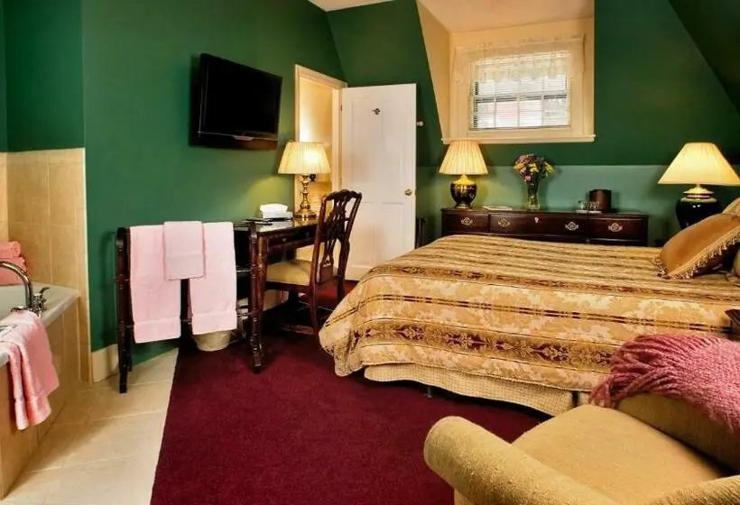 Deluxe-huone Poreallas, Stonehurst Manor Including Breakfast And Dinner