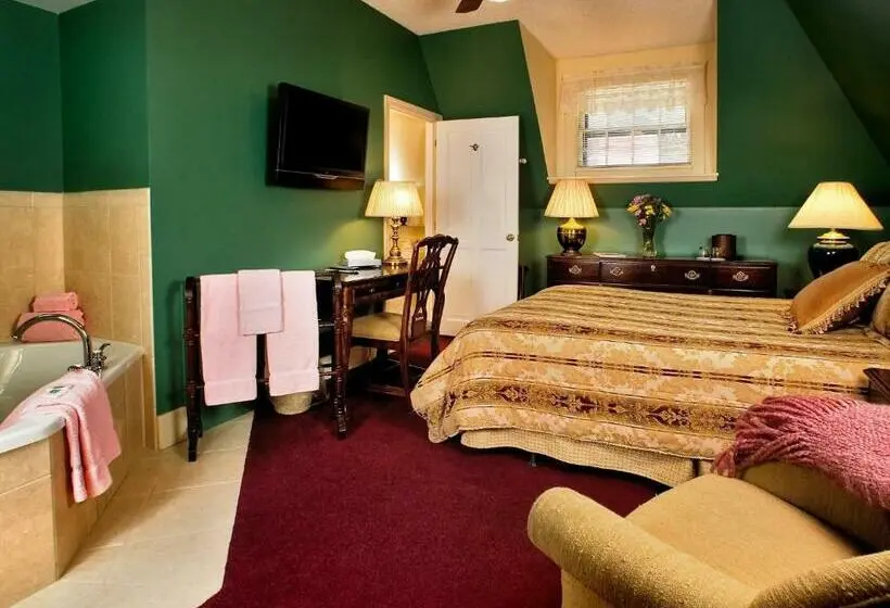 Deluxe-huone Poreallas, Stonehurst Manor Including Breakfast And Dinner