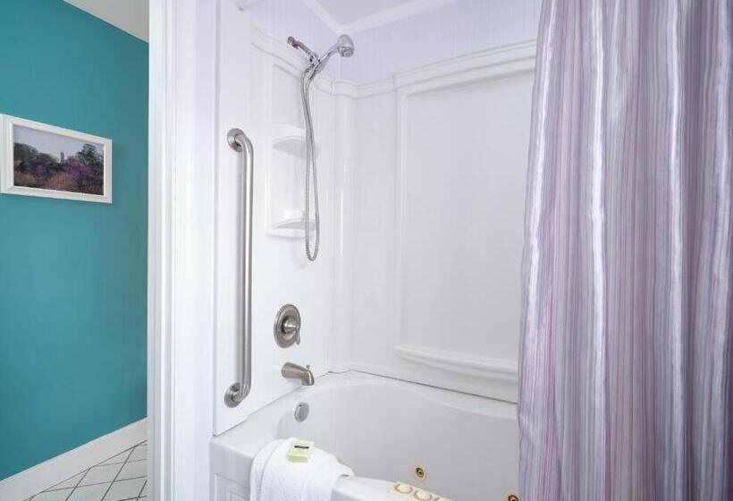 غرفة ديلوكس ثلاثية, Keystone Inn Bed And Breakfast