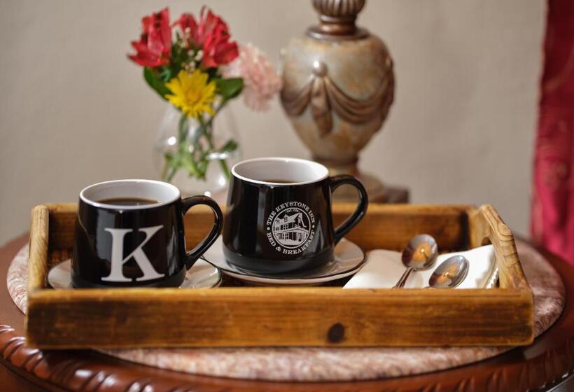 غرفة قياسية ثلاثية, Keystone Inn Bed And Breakfast