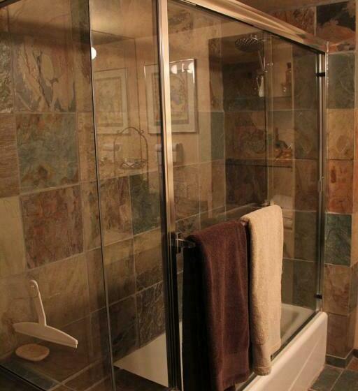 اتاق استاندارد با تخت بزرگ, Mon Ami Bed And Breakfast