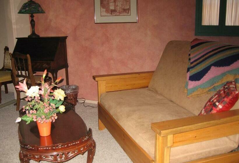 اتاق استاندارد, Mon Ami Bed And Breakfast