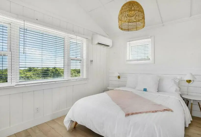 Standard-studio, Breakers Montauk