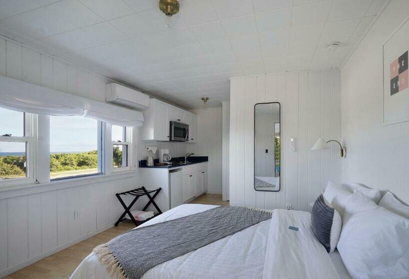 إستوديو قياسى, Breakers Montauk