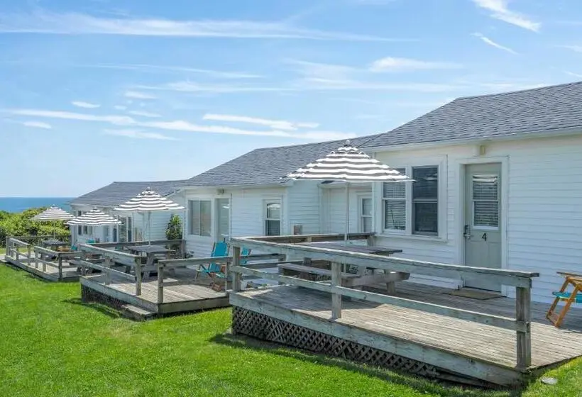 Premium-studio, Breakers Montauk