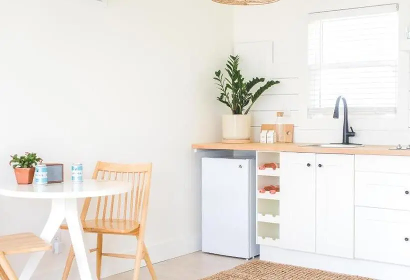Premium-studio, Breakers Montauk