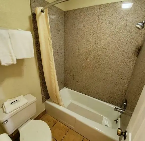 スタンダードルーム, Econo Lodge Inn & Suites