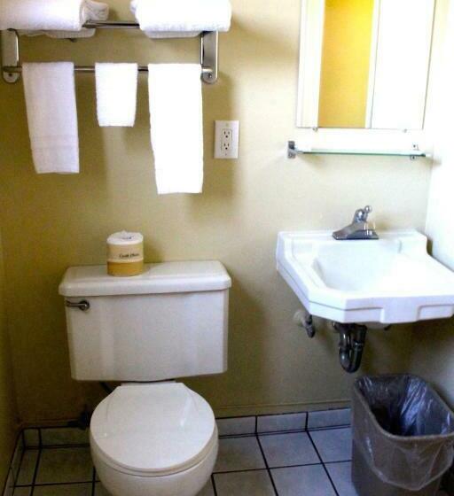 غرفة قياسية سرير كينج, Echo Lodge