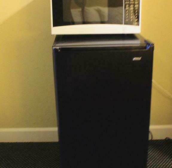 غرفه قياسيه سريرين مزدوجين, Echo Lodge