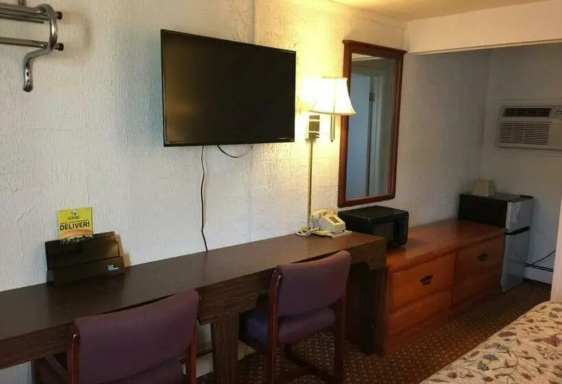 ２ダブルベッドのスタンダードルーム, Economy Inn Bloomington