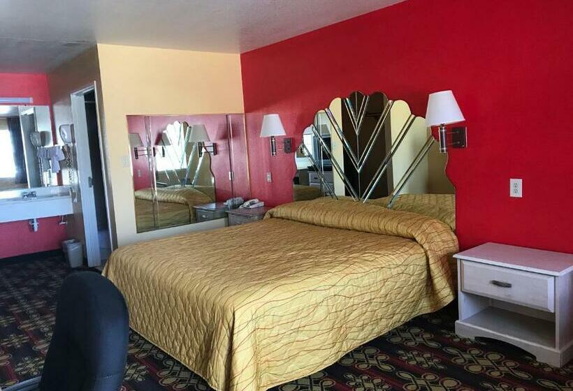 غرفة قياسية سرير كينج, Heights Inn