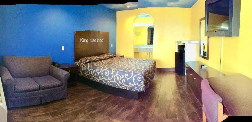 스탠다드 룸 킹사이즈 침대, Luxury Inn