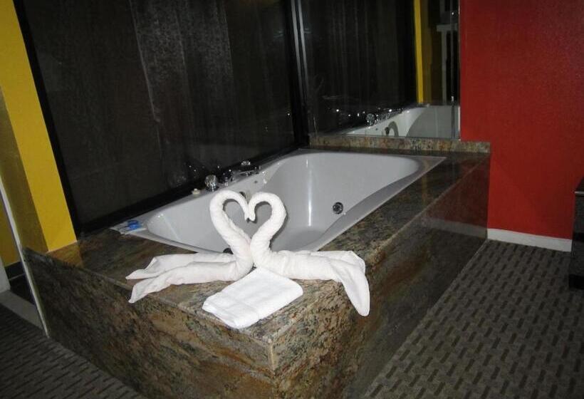 스탠다드 룸 킹사이즈 침대, Luxury Inn