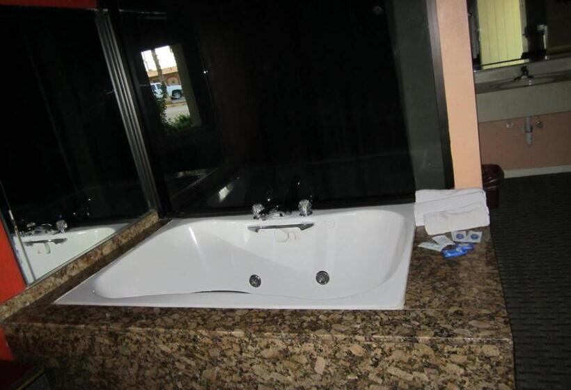 스탠다드 룸 킹사이즈 침대, Luxury Inn