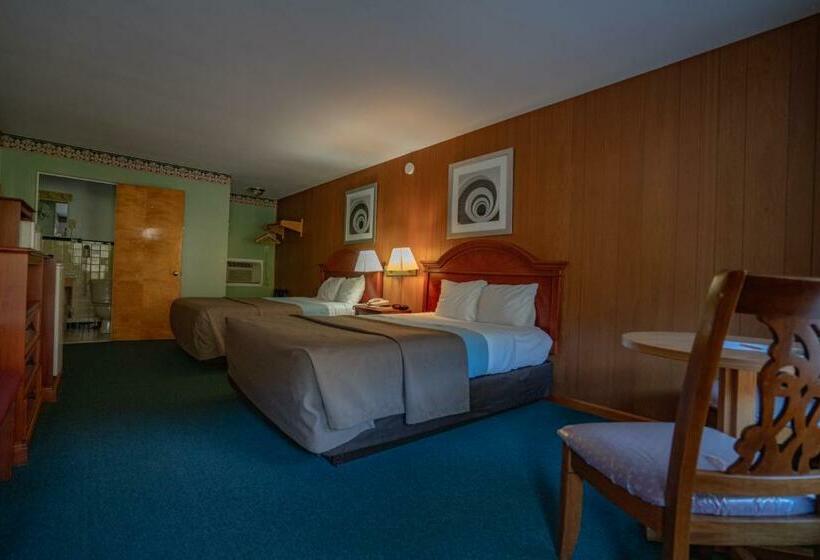 Номер Deluxe, Mahoning Inn