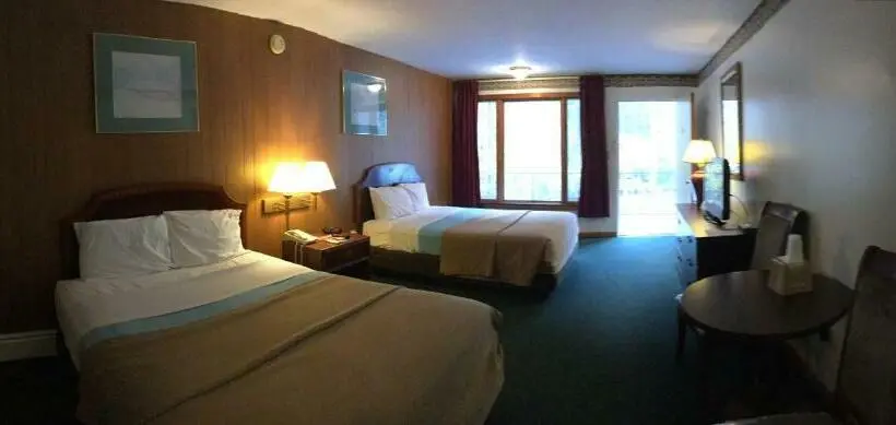 デラックスルーム, Mahoning Inn