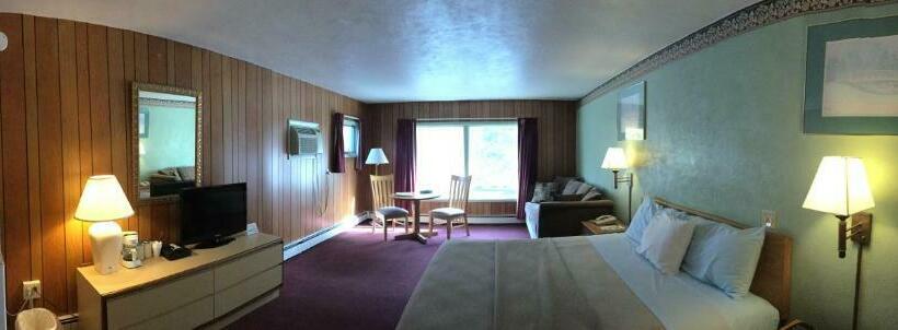 מיטת קינג בסוויטה, Mahoning Inn