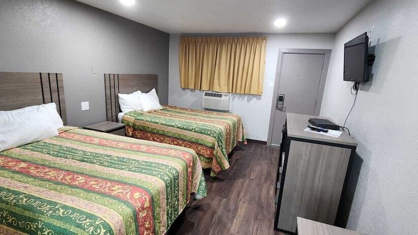 غرفه قياسيه سريرين مزدوجين, Value Lodge