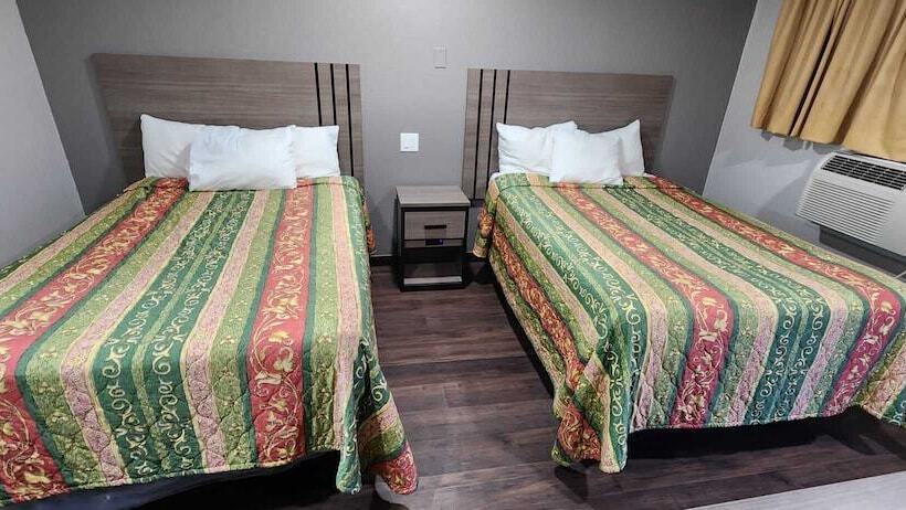 غرفه قياسيه سريرين مزدوجين, Value Lodge