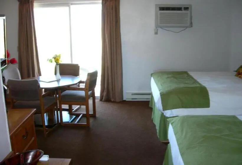 スタンダード４人部屋, Walker River Lodge