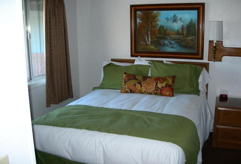 4인용 스탠다드 룸, Walker River Lodge