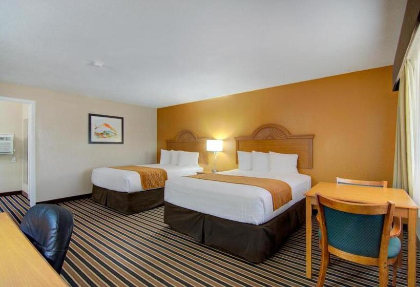 スタンダードルーム, Westbridge Inn & Suites