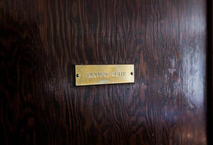 デラックススイート, Venice Beach House