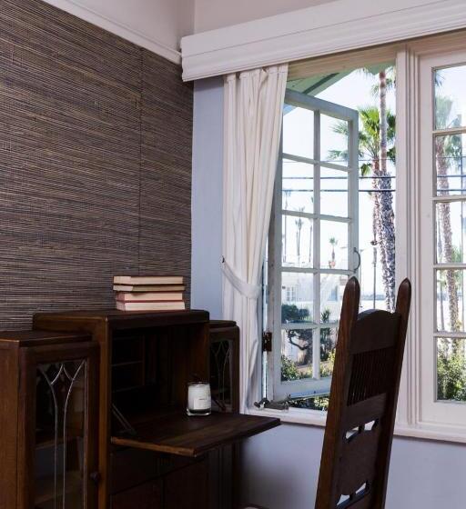 スーペリアースイート, Venice Beach House