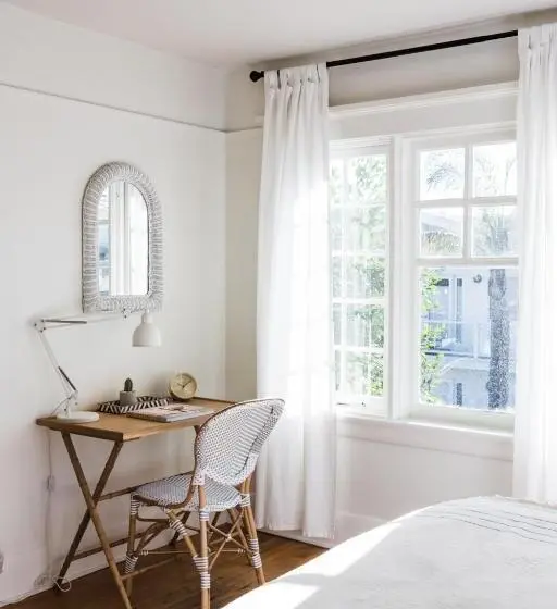سوئیت با تخت بزرگ, Venice Beach House
