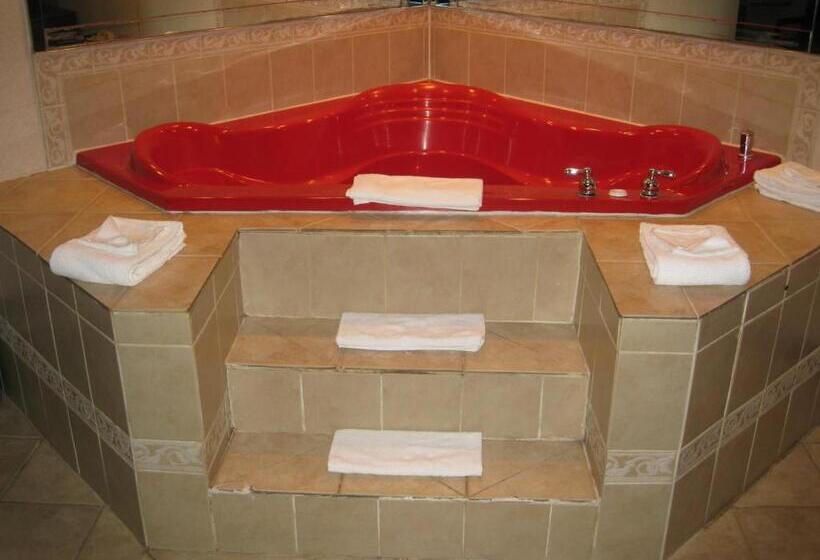 جناح مزود بجاكوزى, Budget Inn Temple Hills