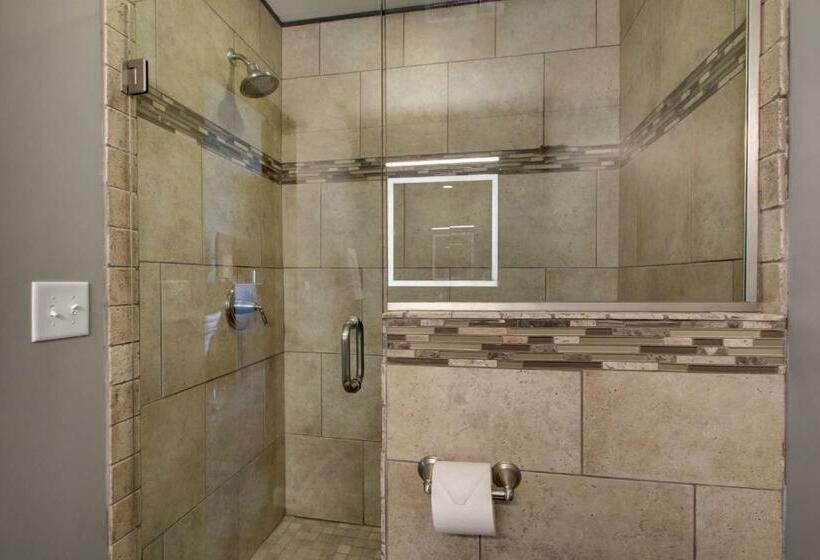 اتاق استاندارد با تخت بزرگ, Finial Bw Premier Collection Oxford   Anniston