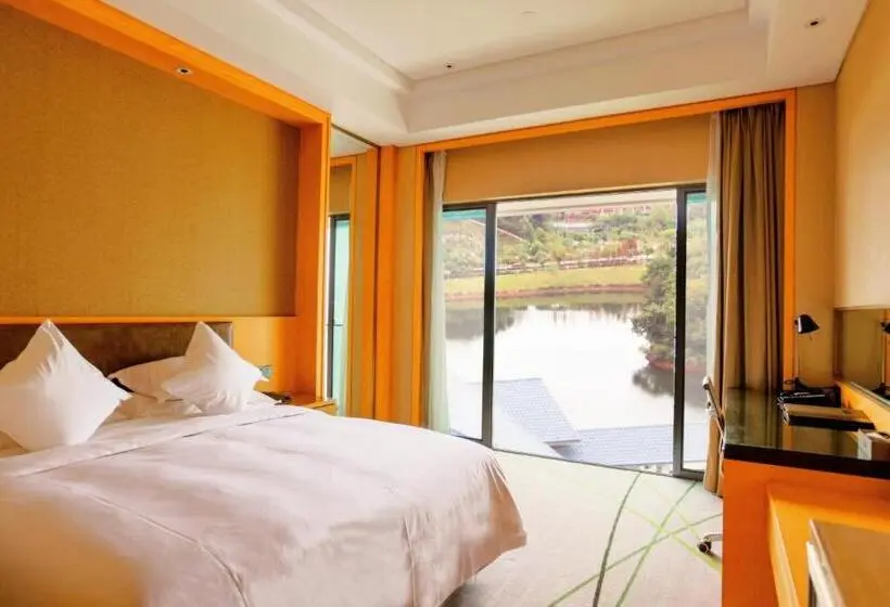 Standard-huone Järvinäkymä, Gloria Resorts Jingdezhen Xishan Lake