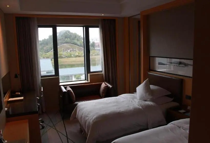 Standard-huone Järvinäkymä, Gloria Resorts Jingdezhen Xishan Lake