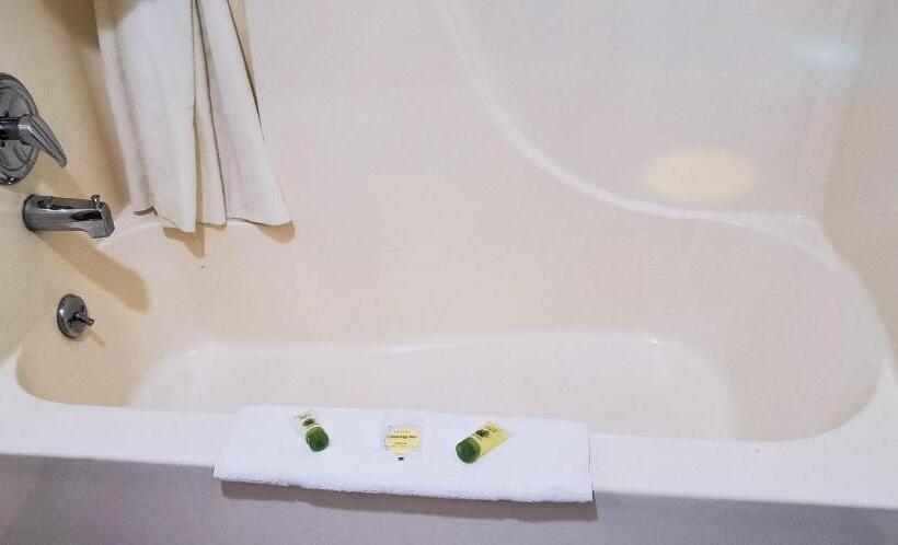 غرفة عائلية, Inn America  Lewiston