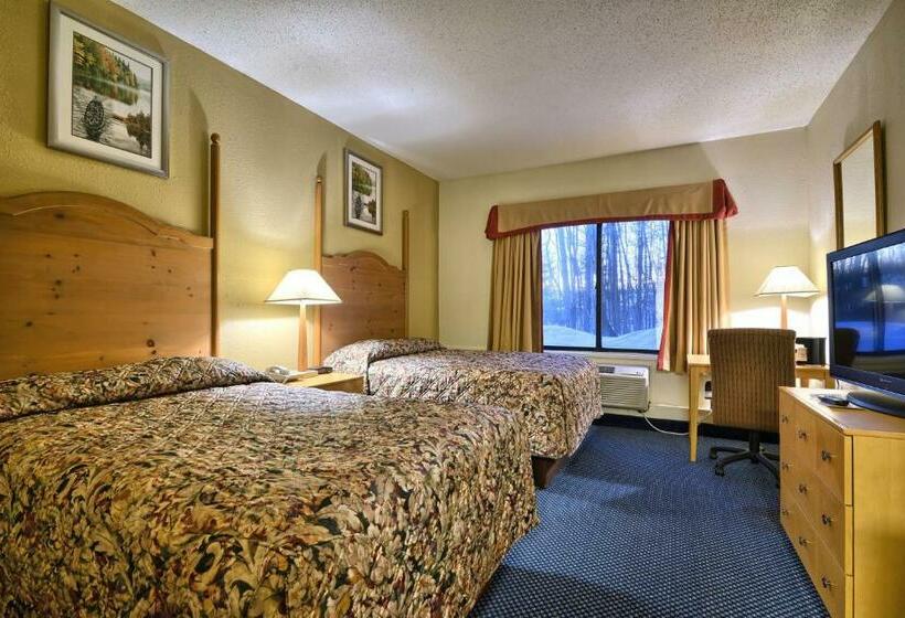 غرفه قياسيه سريرين مزدوجين, Katahdin Inn & Suites