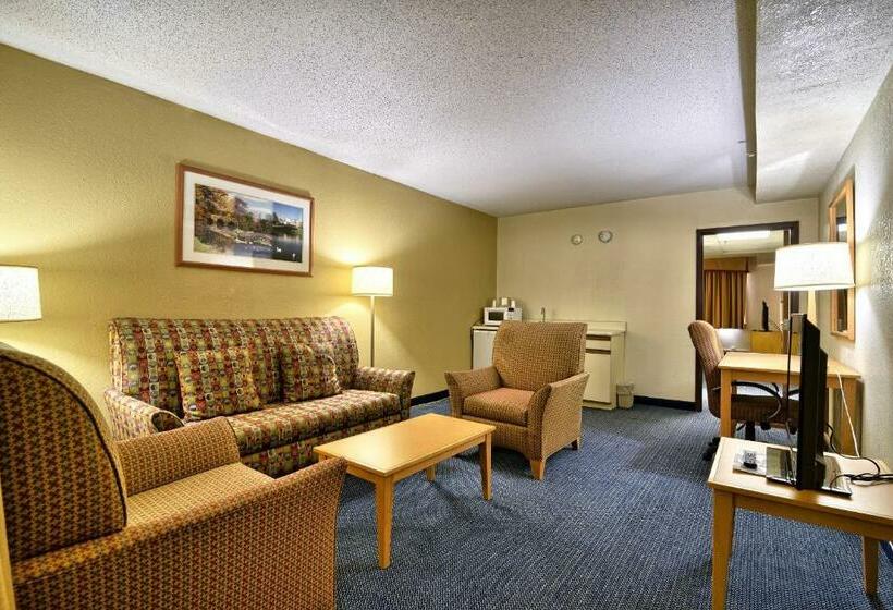 جناح سرير كينج, Katahdin Inn & Suites