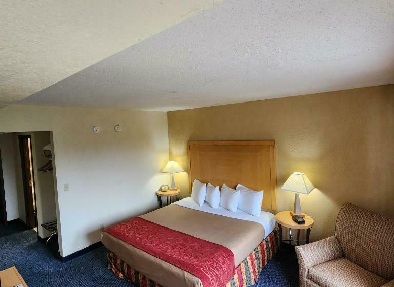 غرفة قياسية سرير كينج, Katahdin Inn & Suites