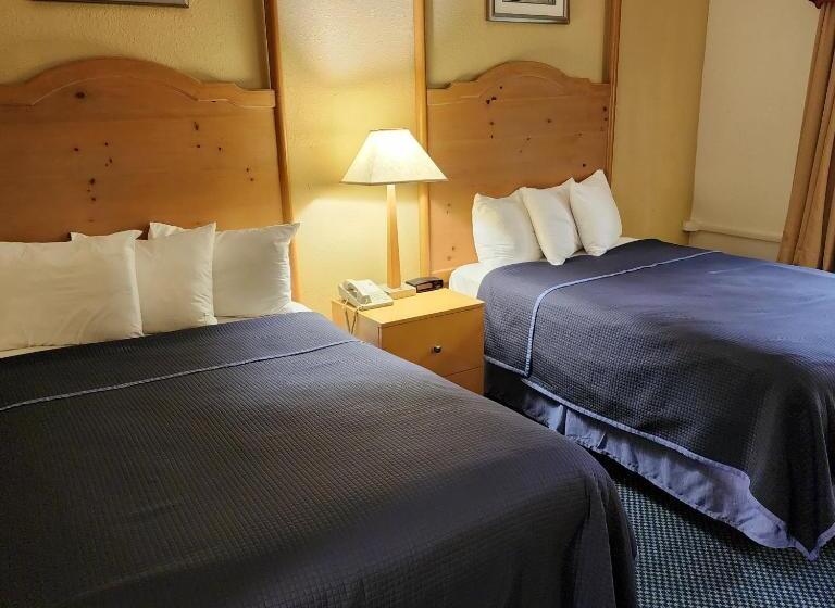 غرفه قياسيه سريرين مزدوجين, Katahdin Inn & Suites